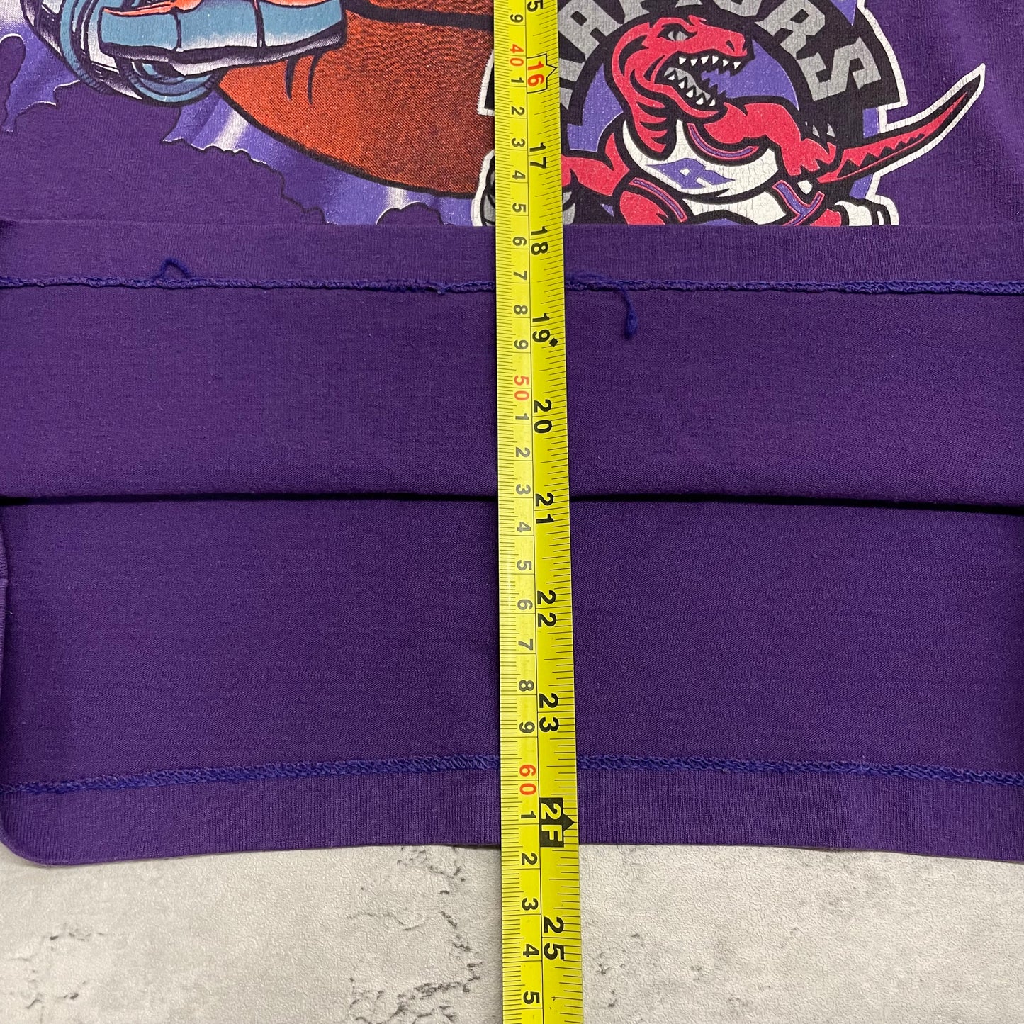 90s Toronto Raptors T-Shirt Size S