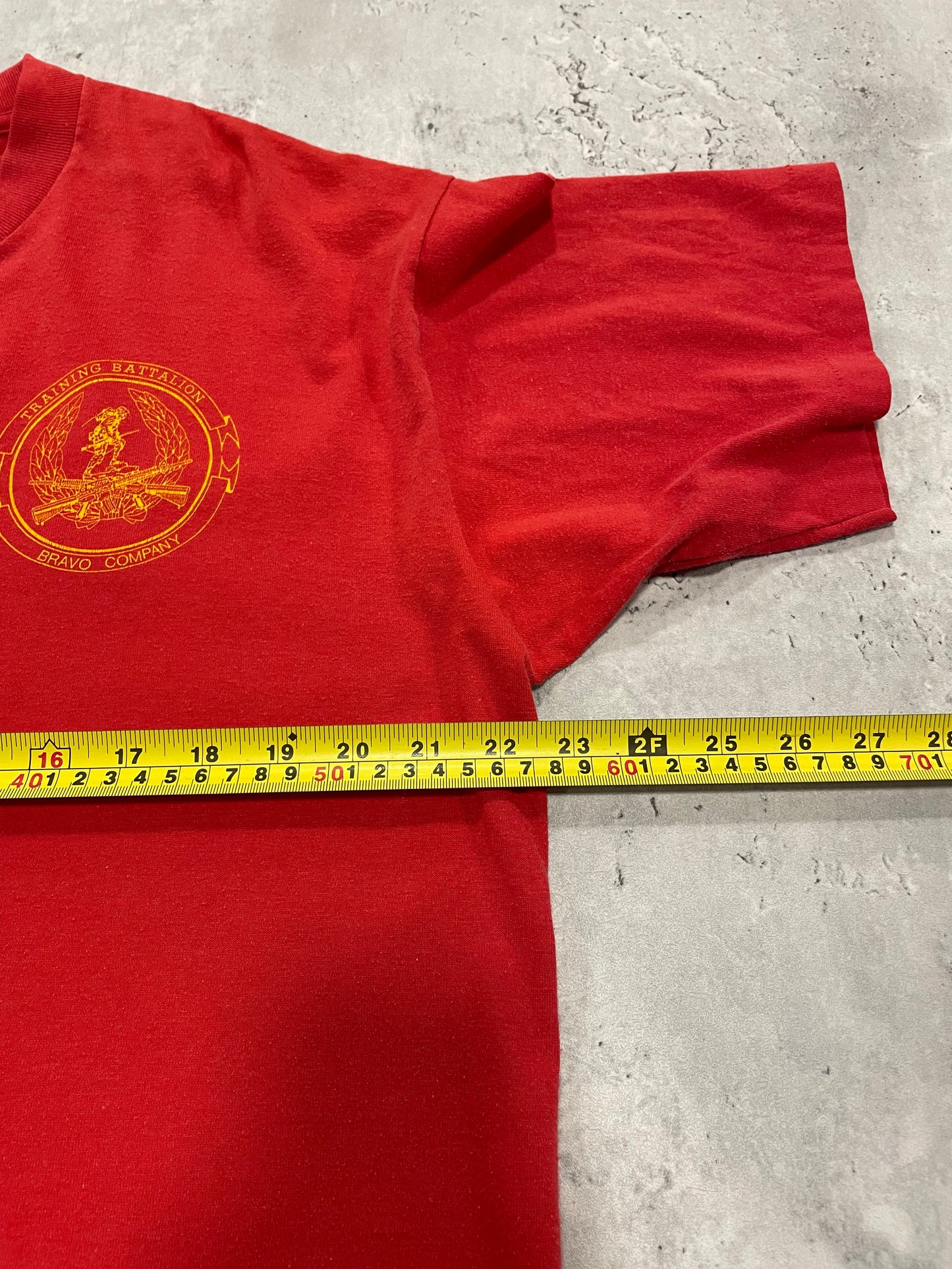 80s school of infantry Red T-shirt