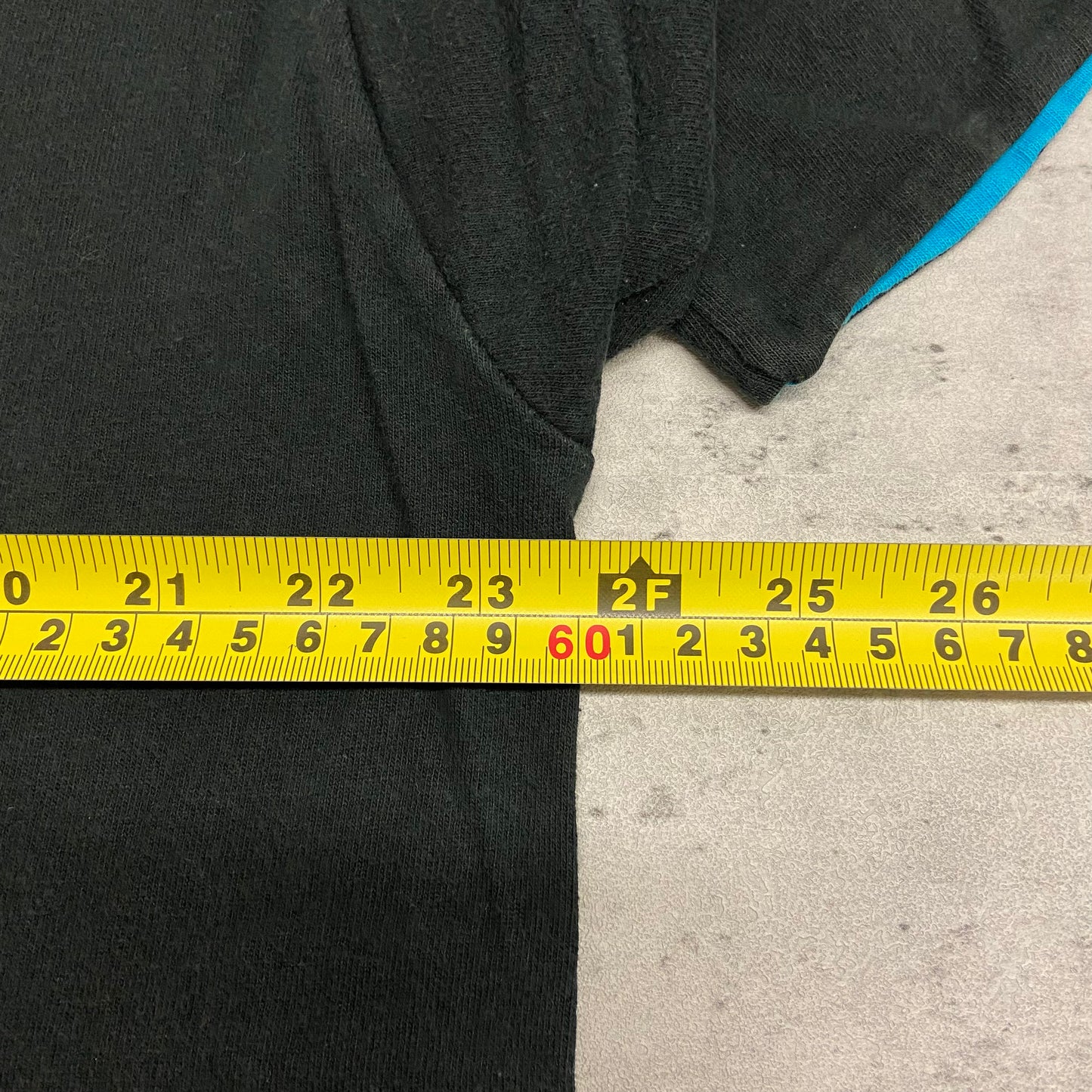 90's Wolf Wyoming T-Shirt size XL