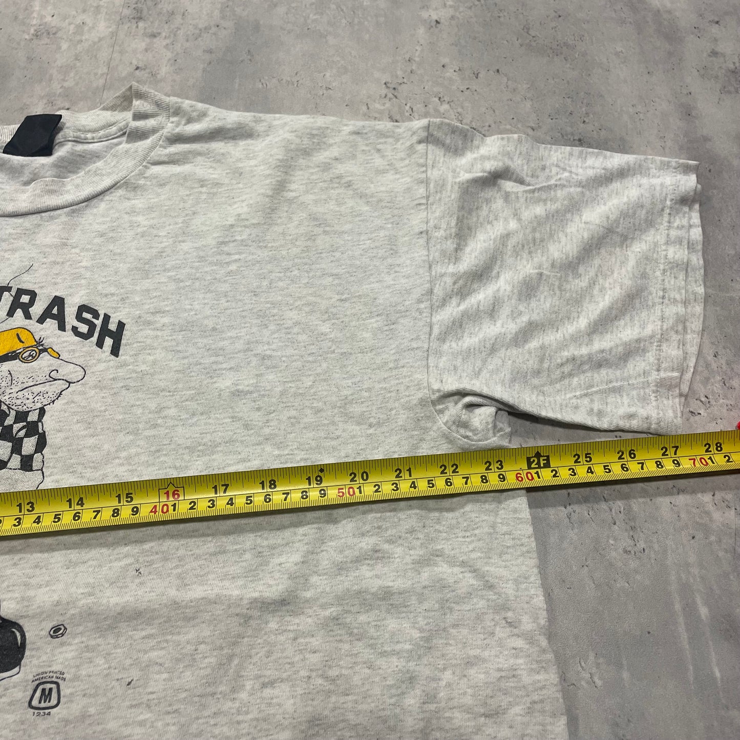 90s Hall Trash T-Shirt Fits XL