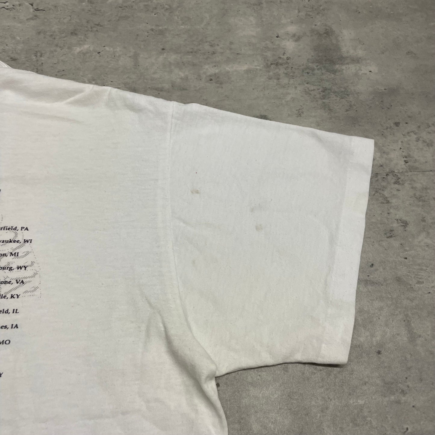 ‘90 Pass it on down Alabama Tour T-Shirt